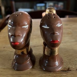 Vintage black Americana/ aboriginal salt and pepper shakers 4” tall